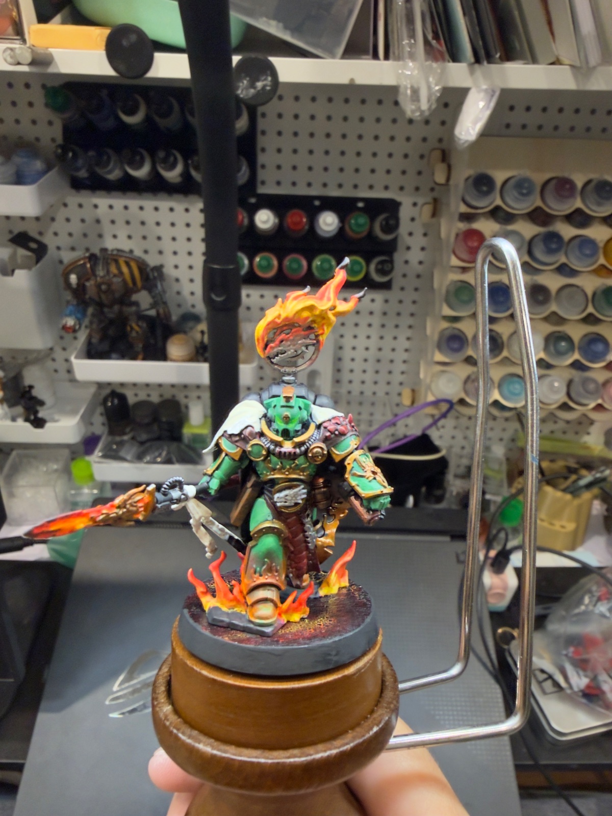 JunMaxwell miniature